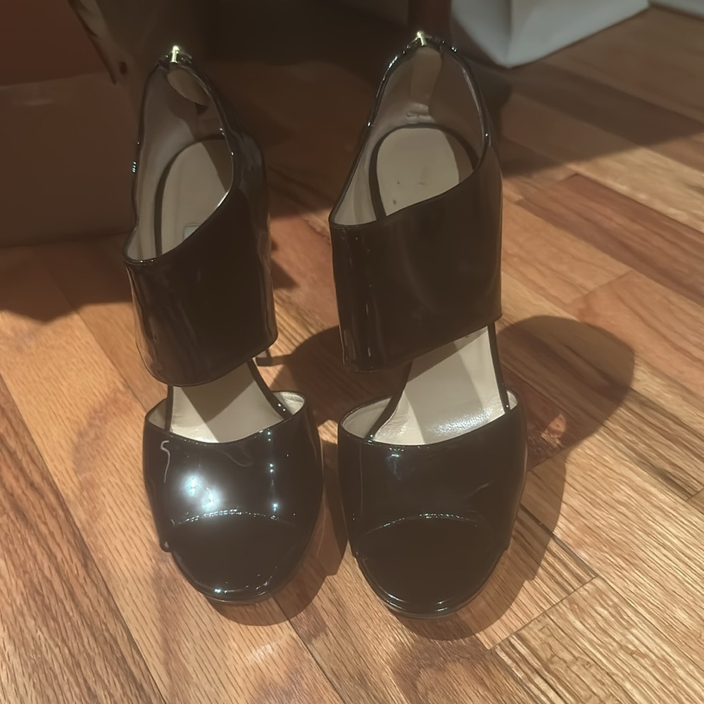 AUTHENTIC JIMMY CHOO TACCO 120